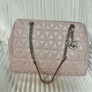 Michael Kors Pink Quilted Chain Shoulder Bag